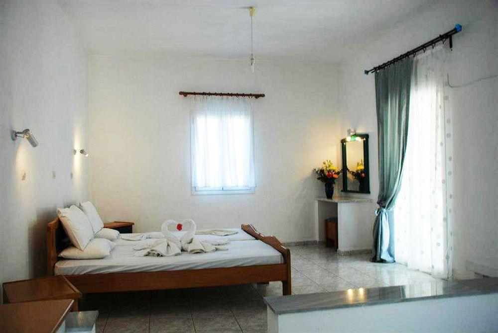 Zeus Hotel Ireo  Bagian luar foto