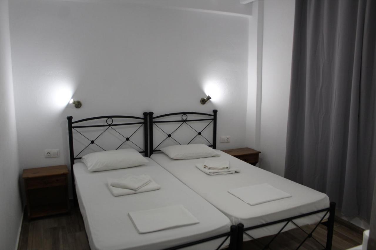 Zeus Hotel Ireo  Bagian luar foto